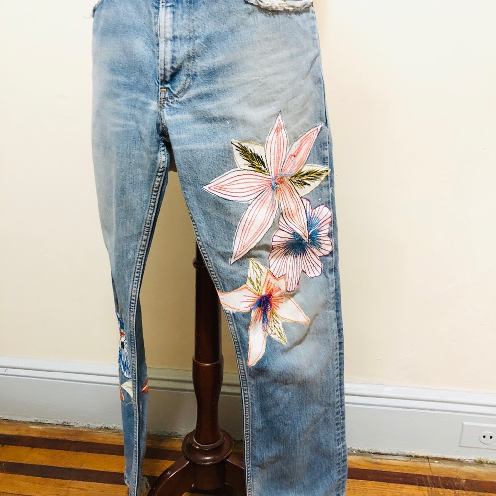 Levi’s boyfriend jeans